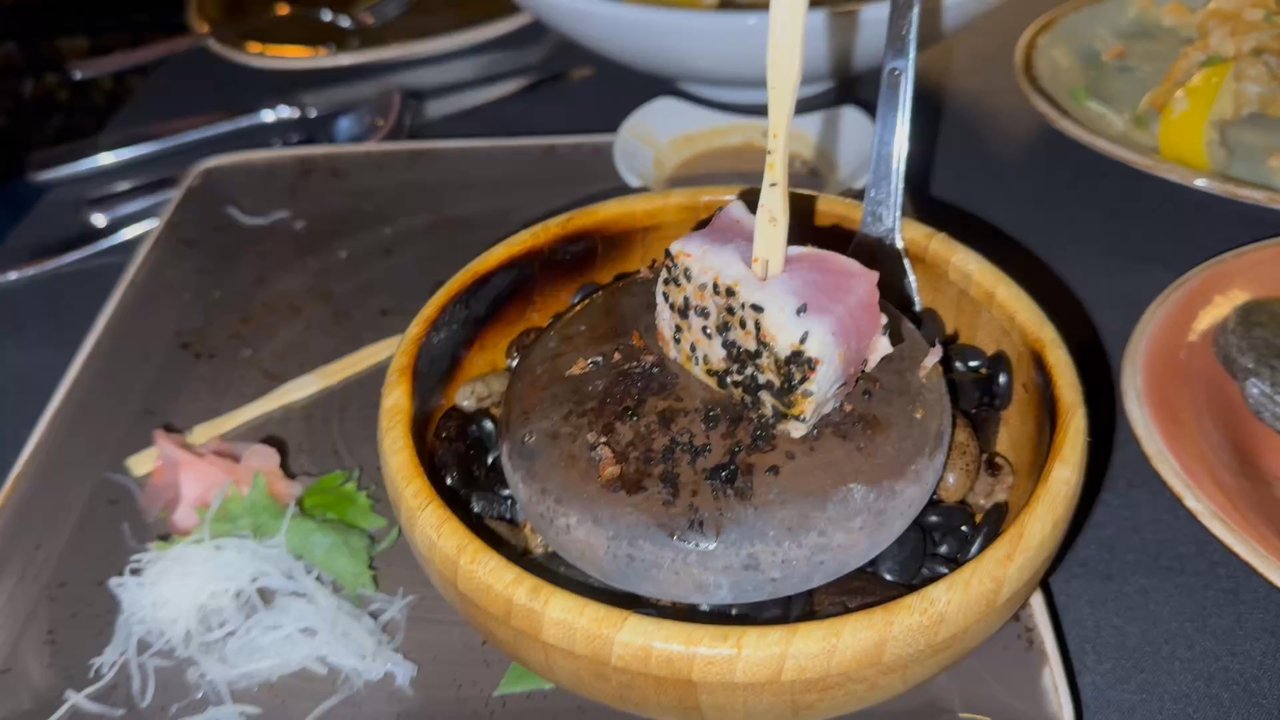 Kō - Ahi on stone - Seafood Near Me - Maui, Hawaii