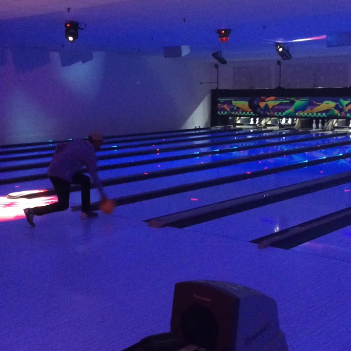 Sun Ray Lanes - Disco!!! - Bowling Near Me - St Paul, Minnesota