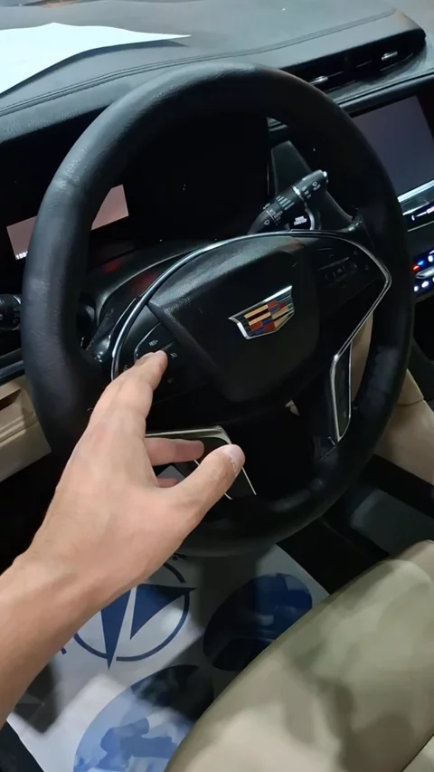 كاديلاك اكس تي 5 Luxury 2019