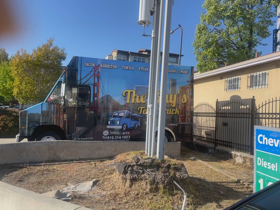 The Bay's Taco Truck - Worse taco truck and customer service, would never recommend - Mexican Near Me - Berkeley, California