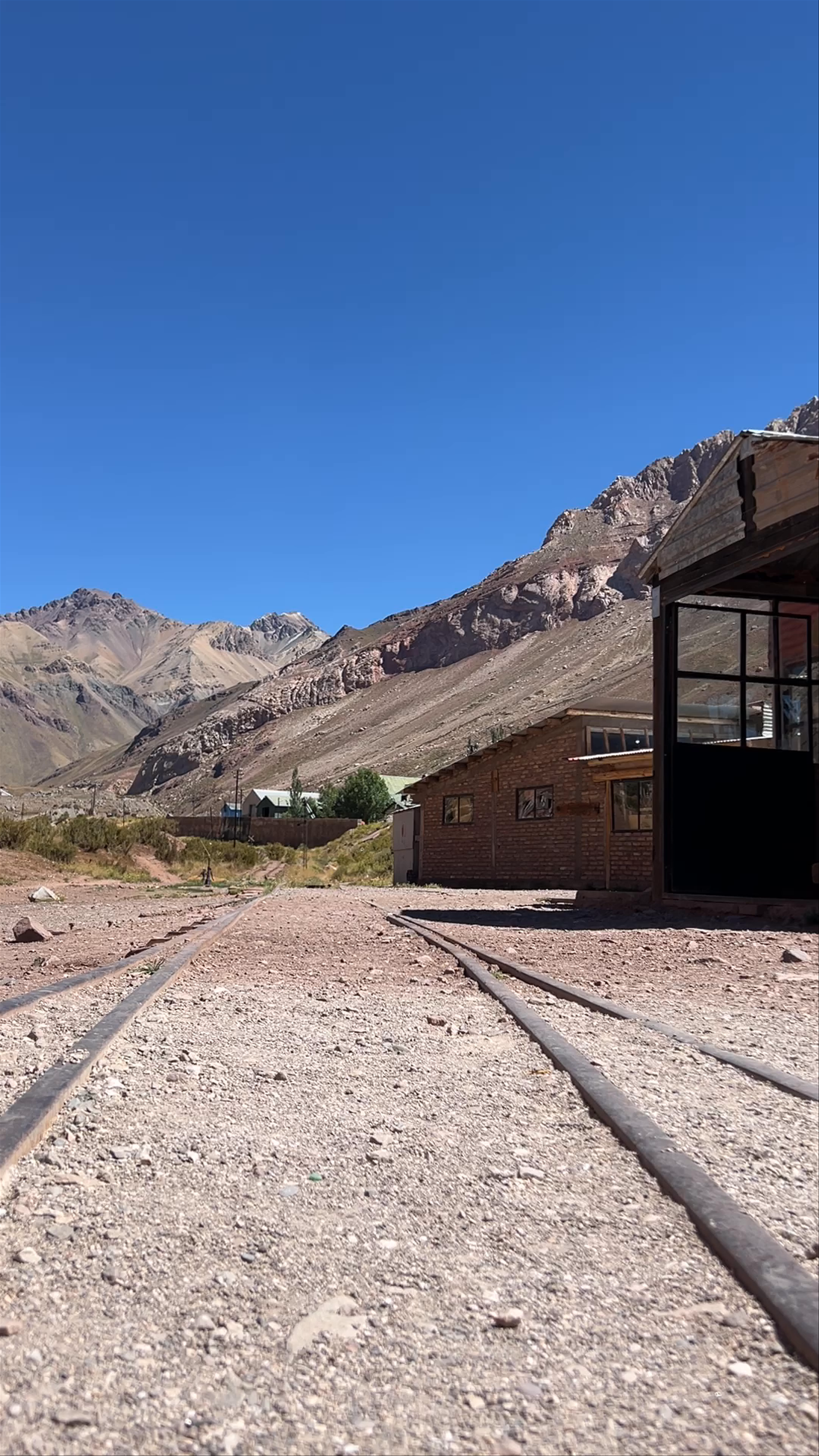 Puente del Inca: Mystical Mountain Bridge in Mendoza, Argentina