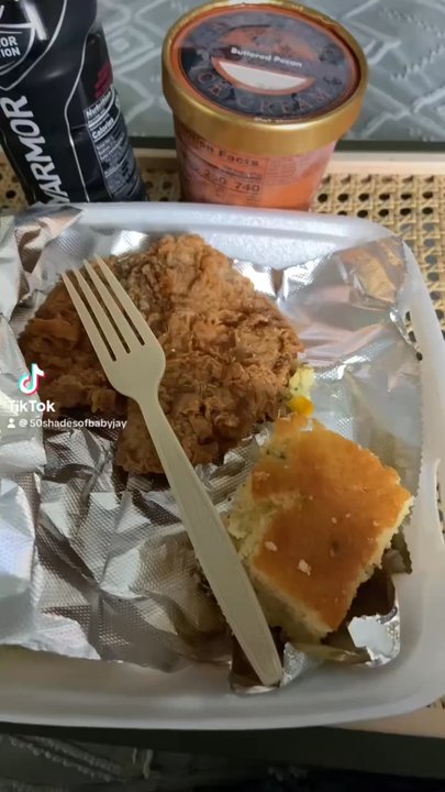 Connie's Grill - Seafood Near Me - LaPlace, Louisiana