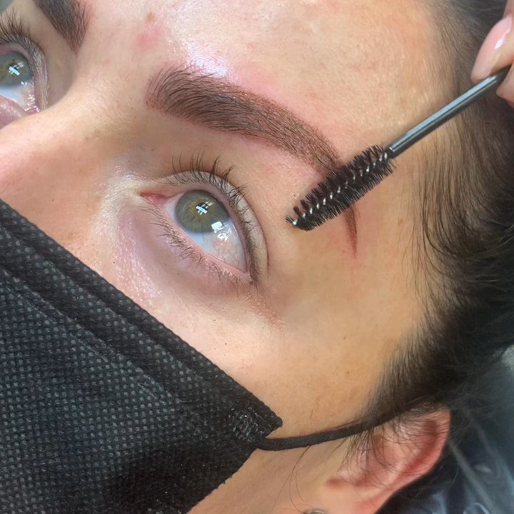Makeup Mau Loa - Combobrows - Eyebrow Services Near Me - Valley Springs , California