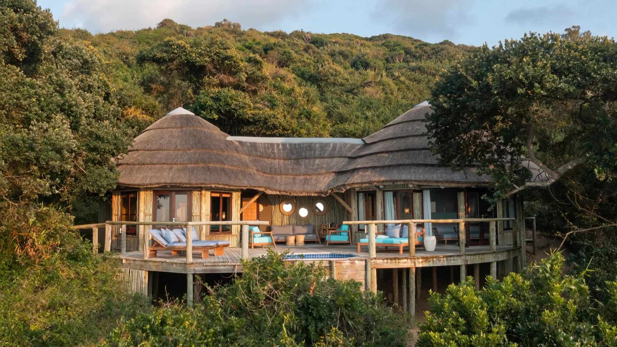 Thonga Beach Lodge