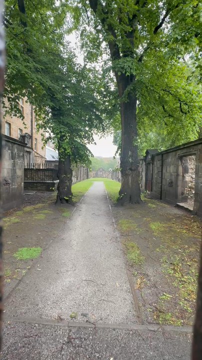 Greyfriars Kirkyard - Landmarks & Historical Buildings Near Me - Edinburgh, EDH
