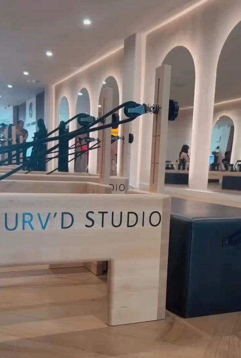 Curv'd Studio - Pilates Near Me - Glendale, California