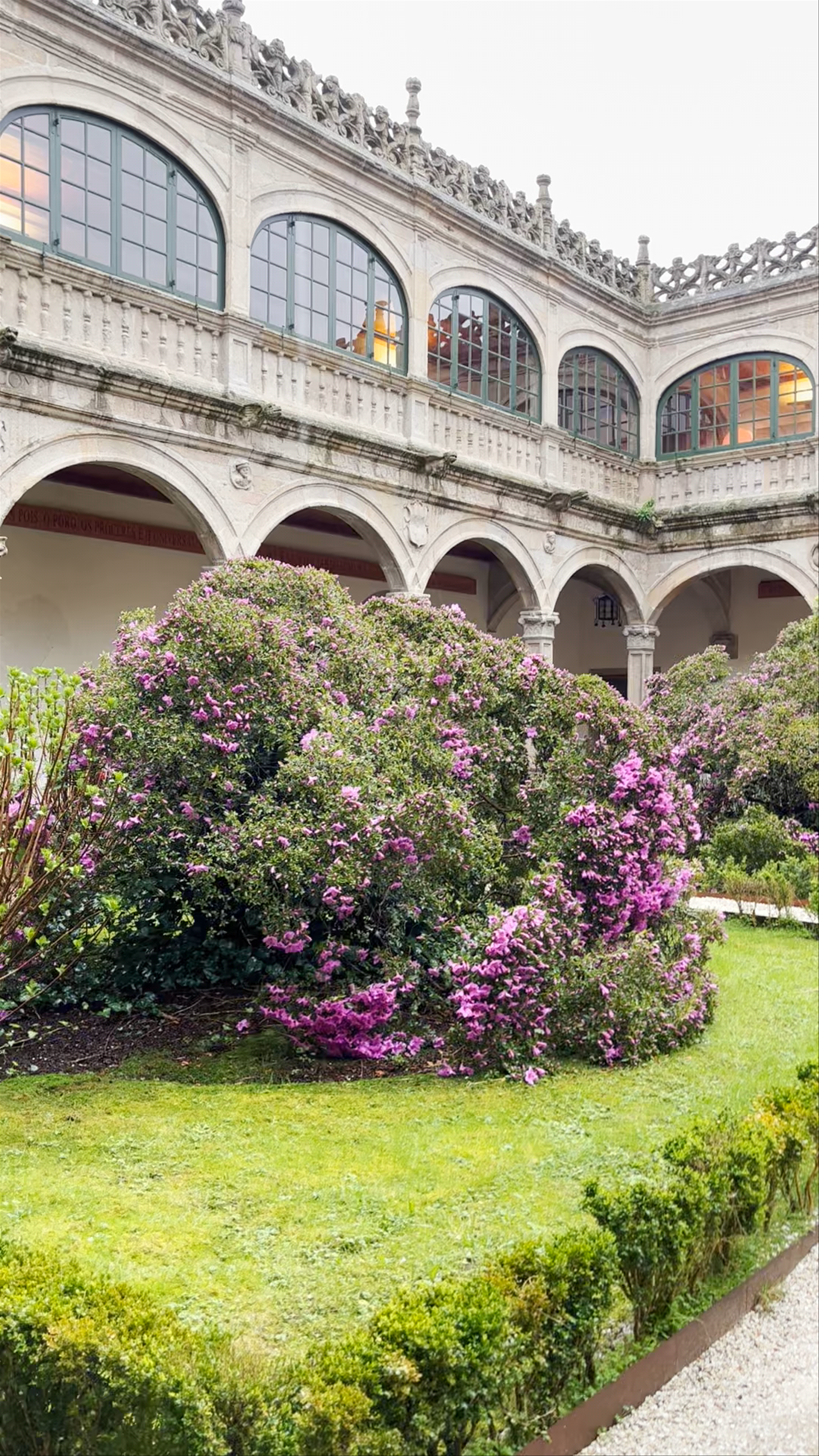 Jardins de Fonseca: Tranquil Historic Garden in Santiago de Compostela