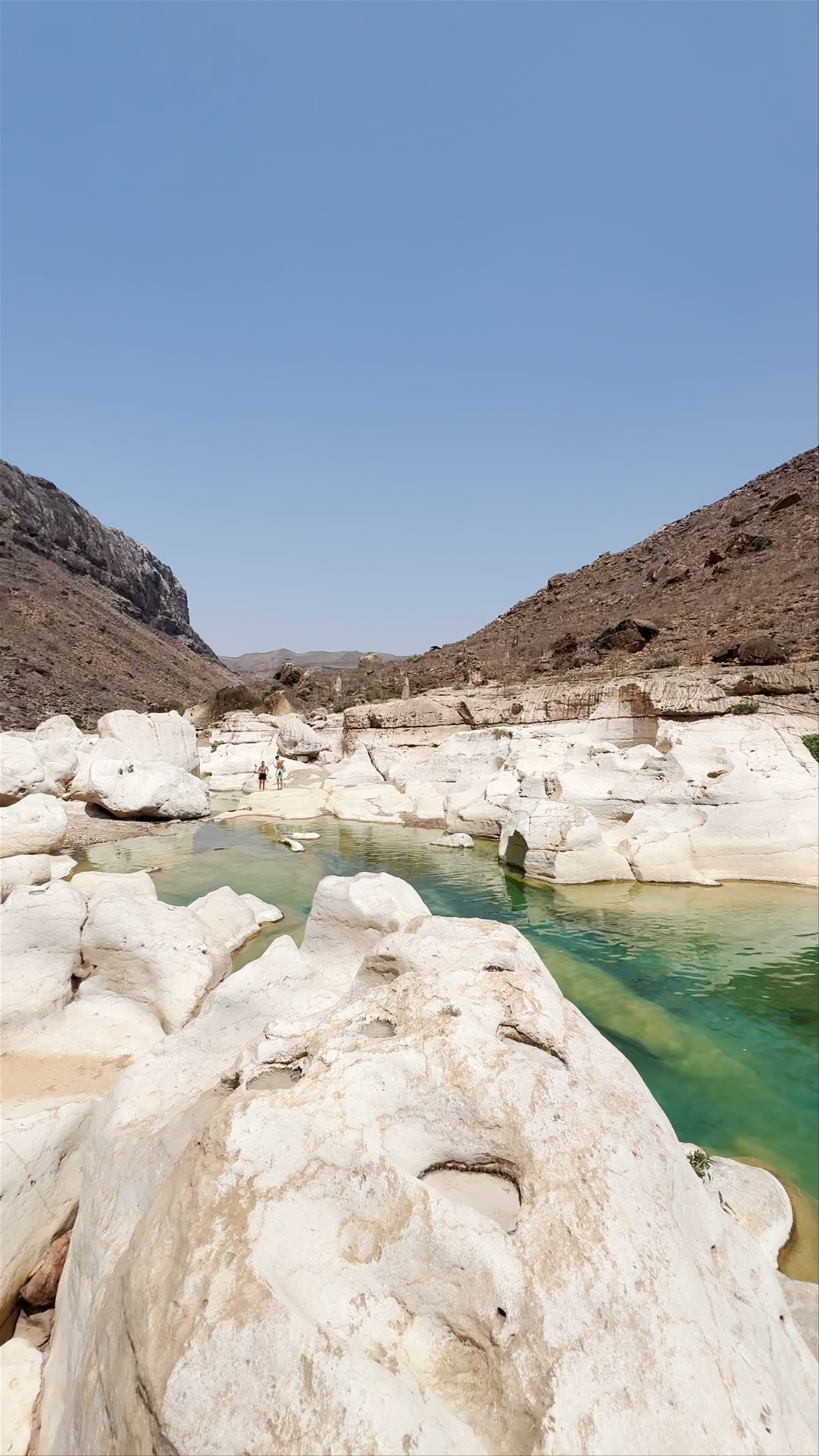 مسبح طبيعي كليسن، Mutra
