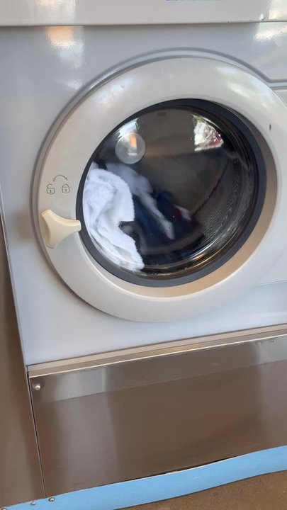WaveMax Laundry - Rinse cycle of towels and sheets and still plenty of room left in the large capacity machine! - Laundromat Near Me - Phoenix, Arizona