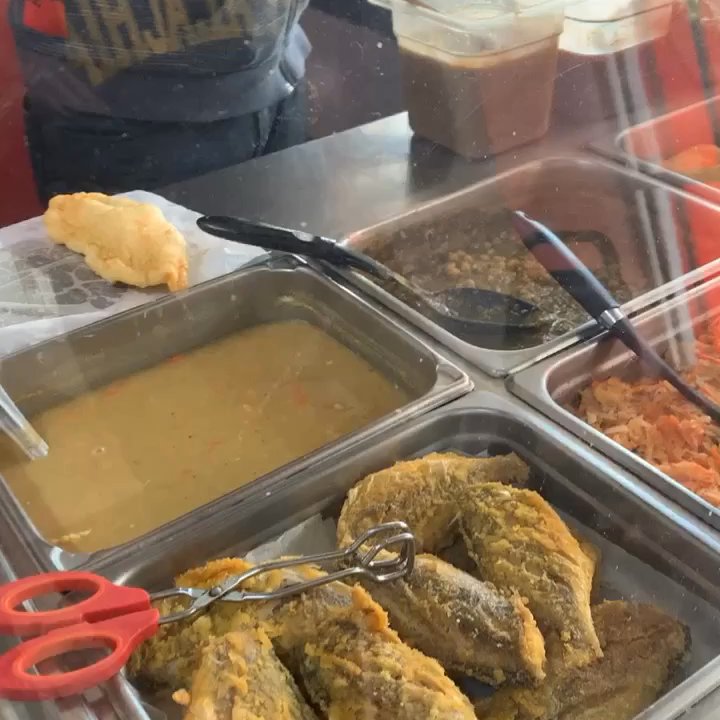 Thomas Bakery - Making doubles and staring on aloo pie - Bakeries Near Me - Decatur, Georgia