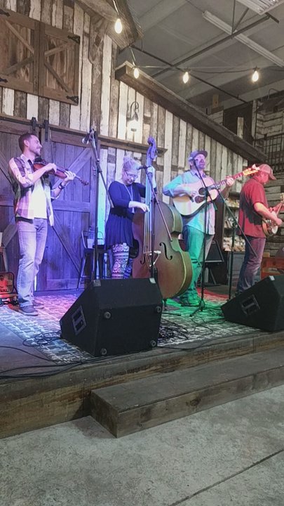 Pickin Porch Grill - Hanging in & listening to Casey & The Atta Boys. Great food and live entertainment. One of the best entertainment venues in Branson. - Burgers Near Me - Branson, Missouri