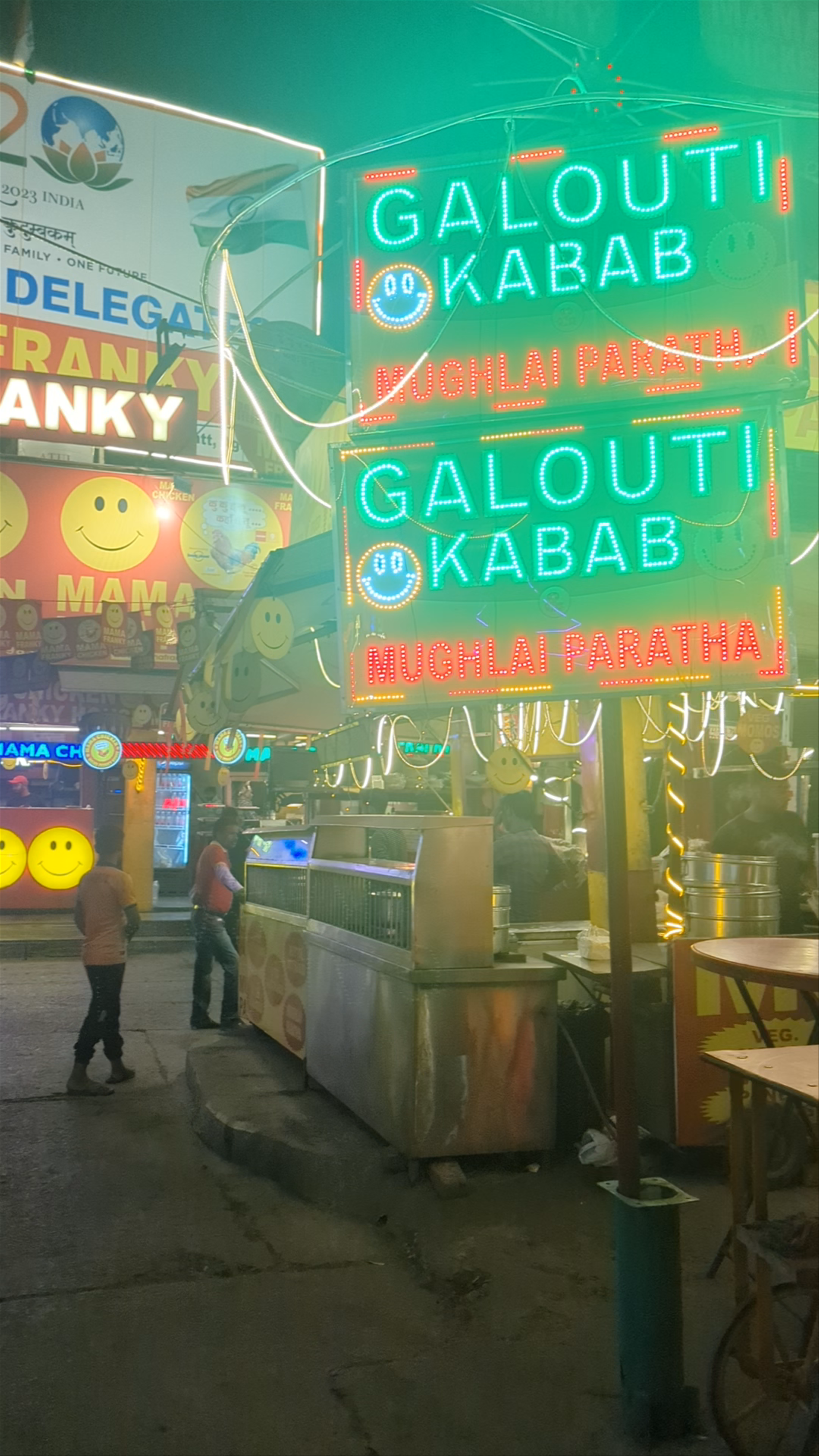 Mama Chicken Mama Franky house