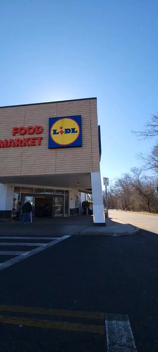Lidl - Grocery Near Me - Riverhead, New York