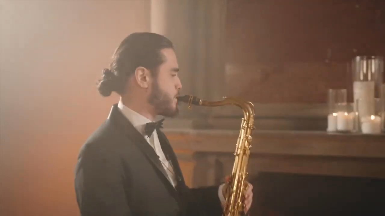 Italian Sax & DJ - Latin Medley With Electric Violinist - video