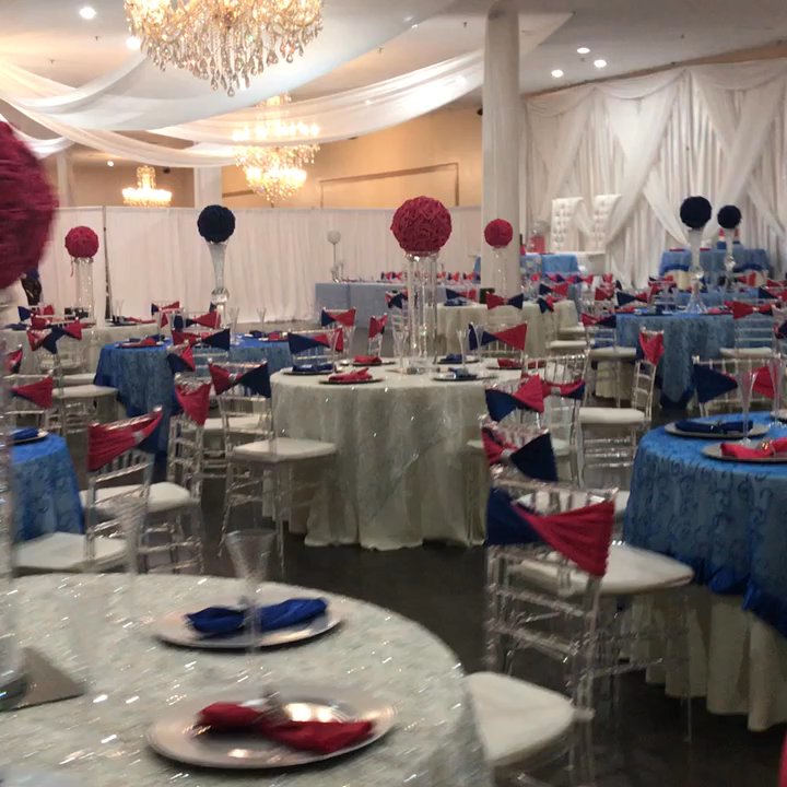 Dress Up - Reception area - Women's Clothing Near Me - Dallas, Texas