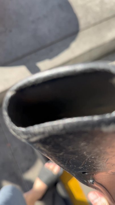 Quick Quack Car Wash - Vacuum hoses ripped or low suction power or not working at all - Car Wash Near Me - Anaheim, California