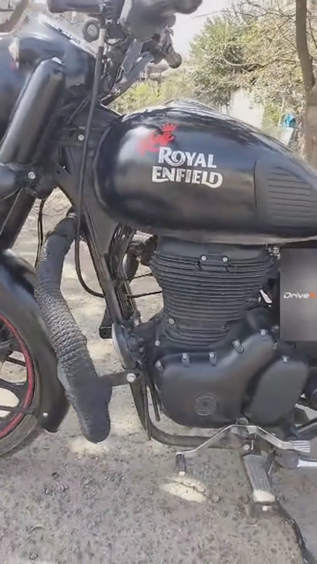 Walk-around video thumbnail