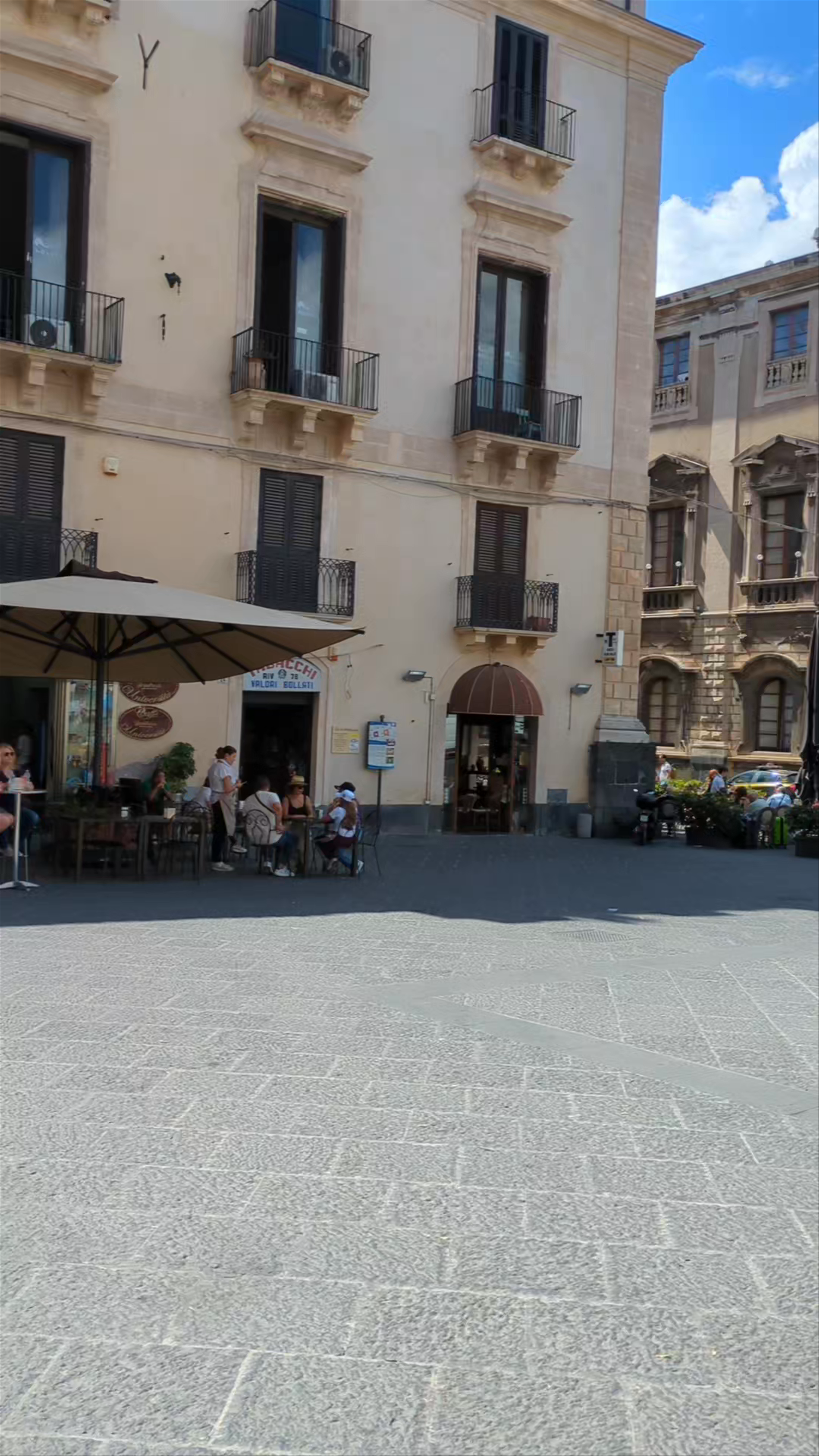 Piazza Università