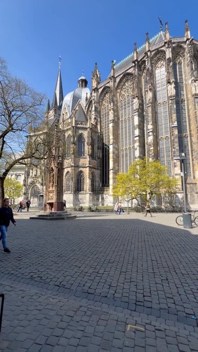 Aachener Dom - Beautiful cathedral - Churches Near Me - Aachen, NW