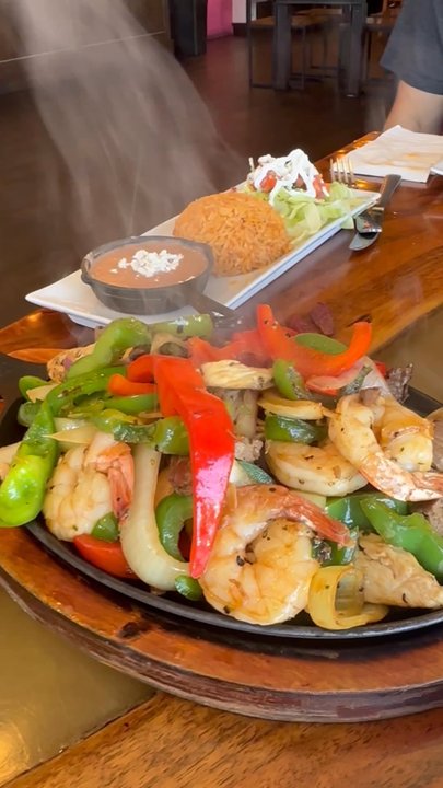 Hercules - Fajitas - Mexican Near Me - Los Gatos, California