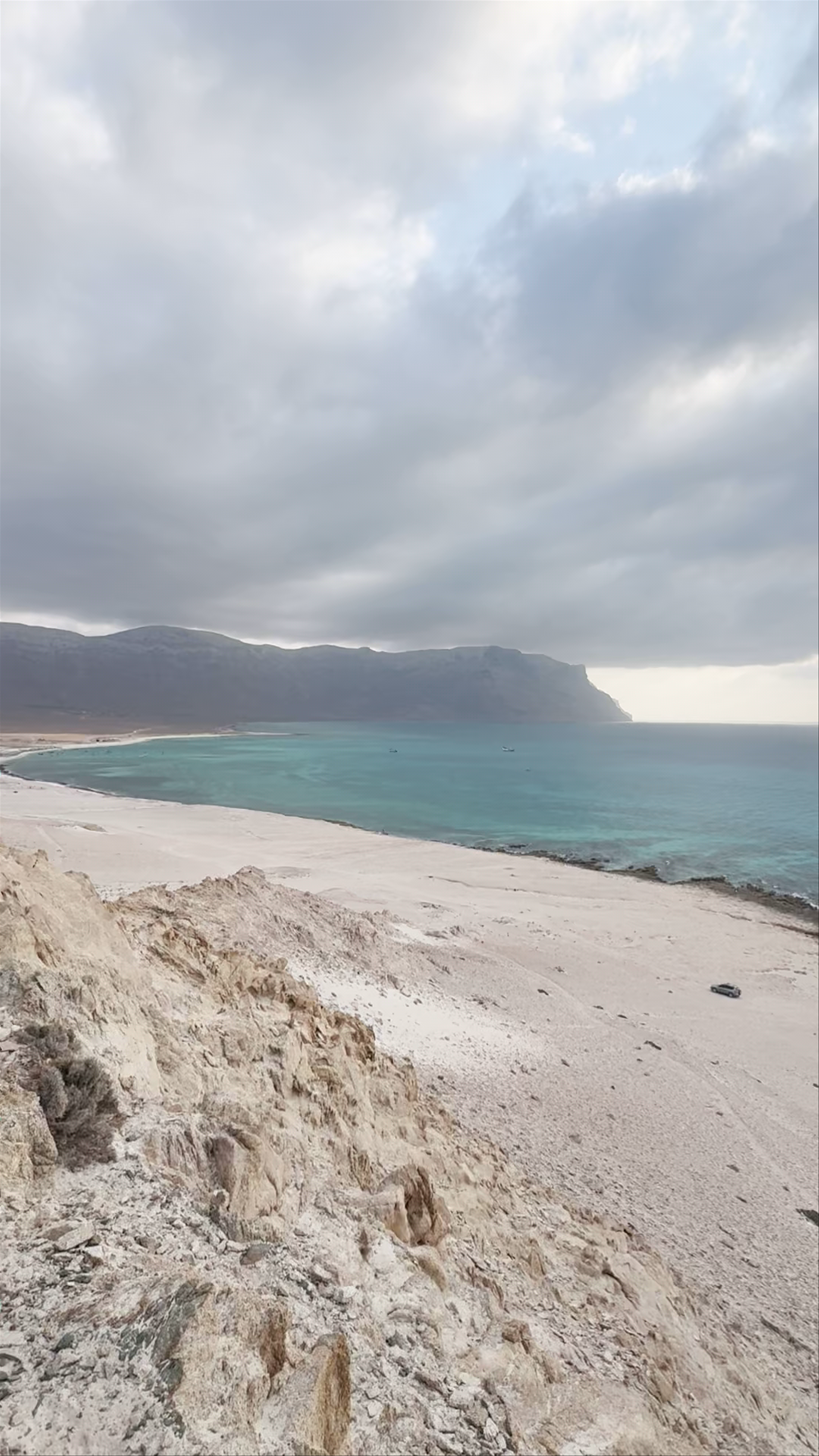 Qalansiyah Beach: Untouched Coastal Majesty in Yemen