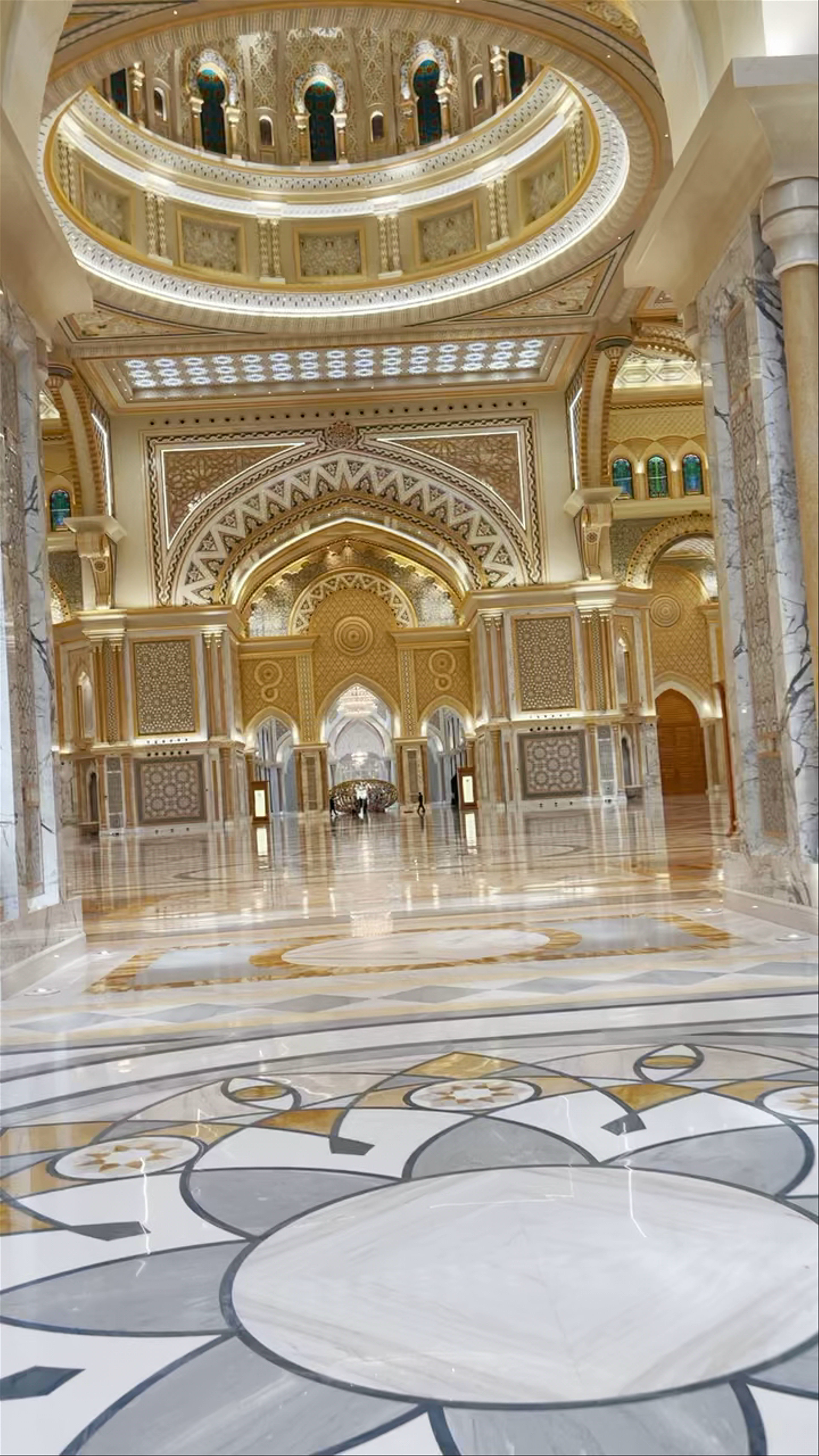 Presidential palace Abu Dhabi - Abu Dhabi - United Arab Emirates