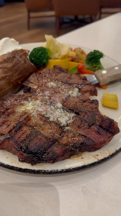 LB Grill - Breakfast & Brunch Near Me - Sparks, Nevada