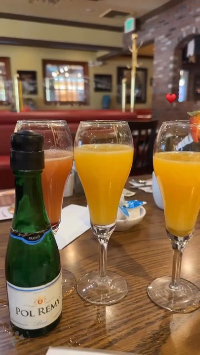 Mimi's Cafe - Mimosa flight - Breakfast & Brunch Near Me - Anaheim, California
