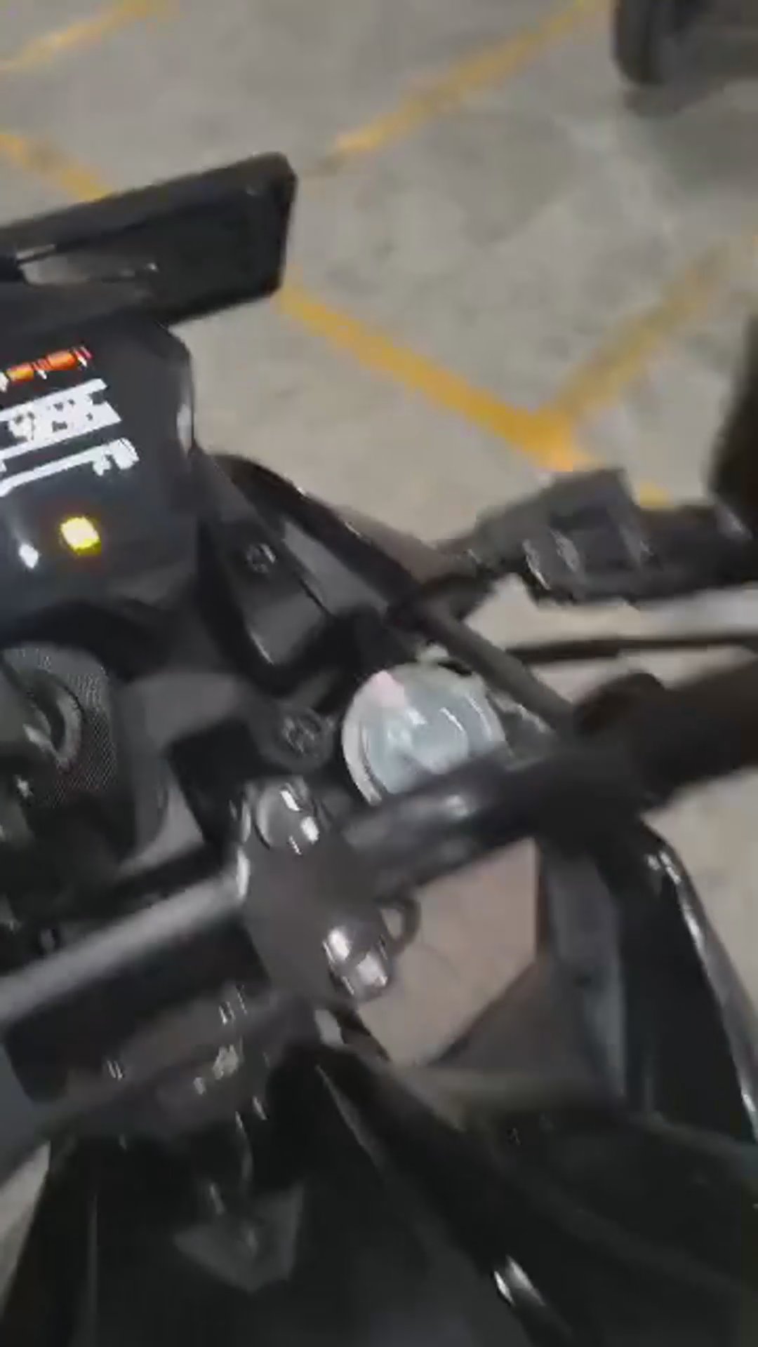 Walk-around video thumbnail
