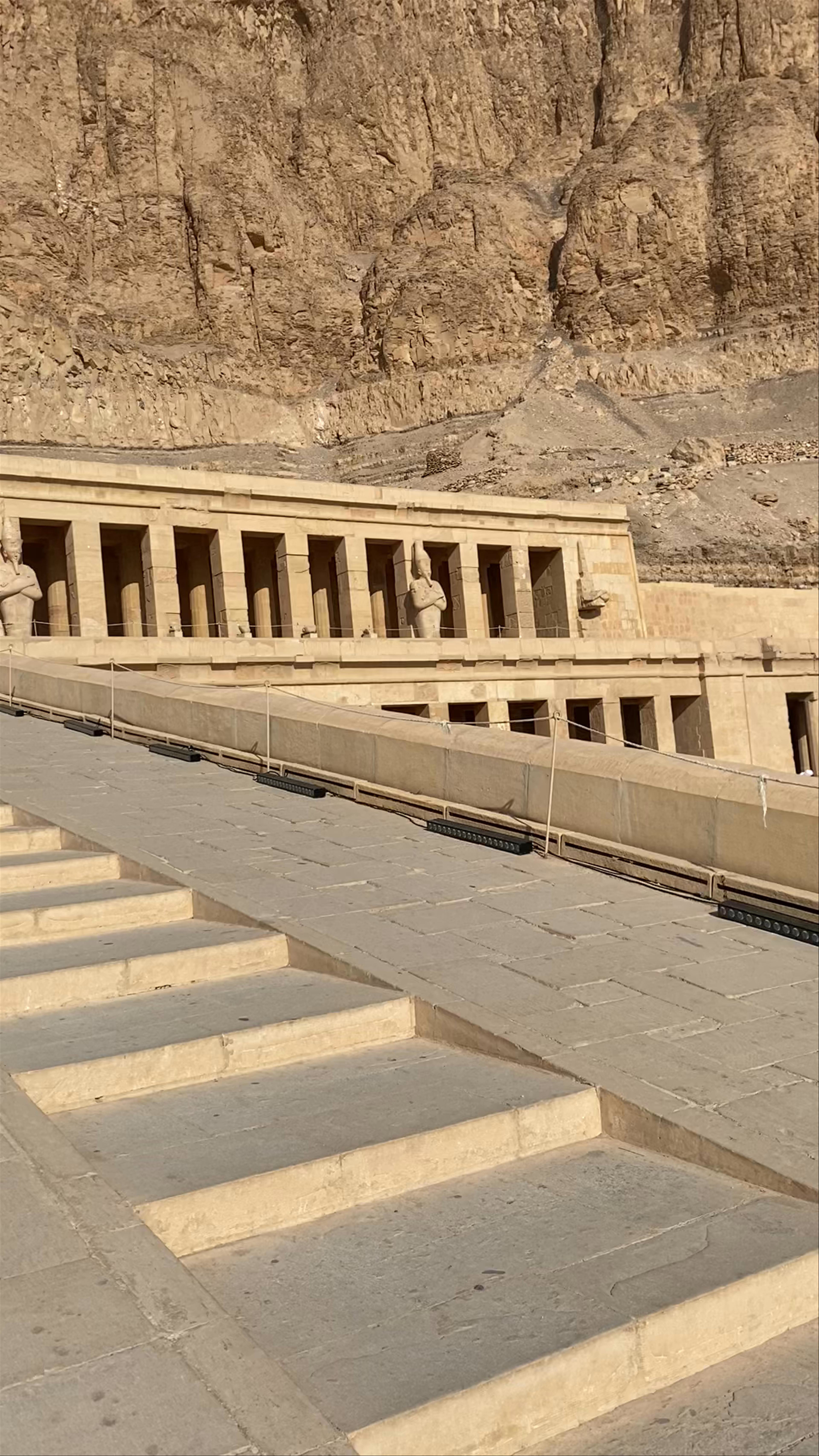 Deir el-Bahari: Majestic Mortuary Temple of Hatshepsut in Egypt