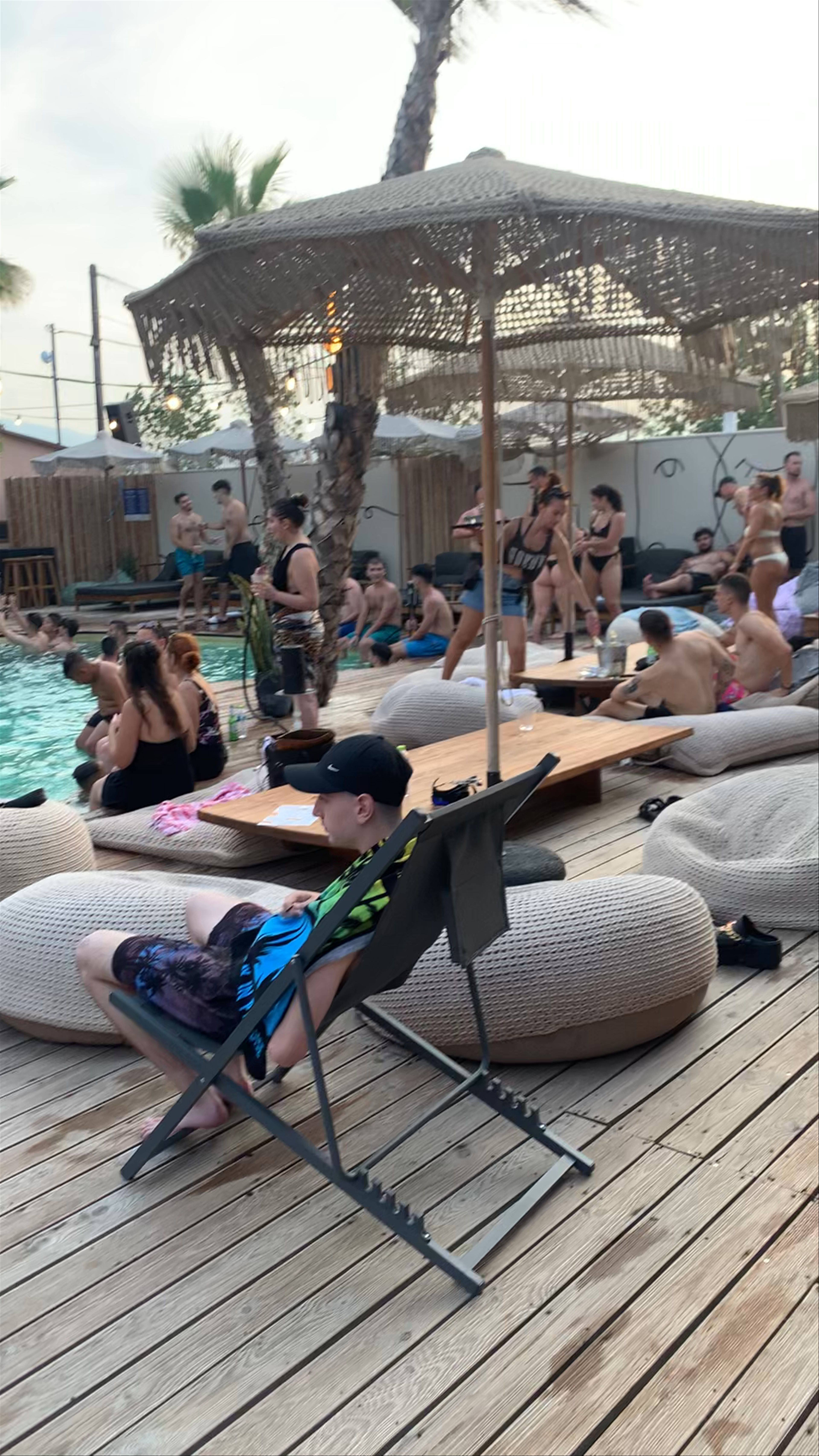 Almira Beach Bar
