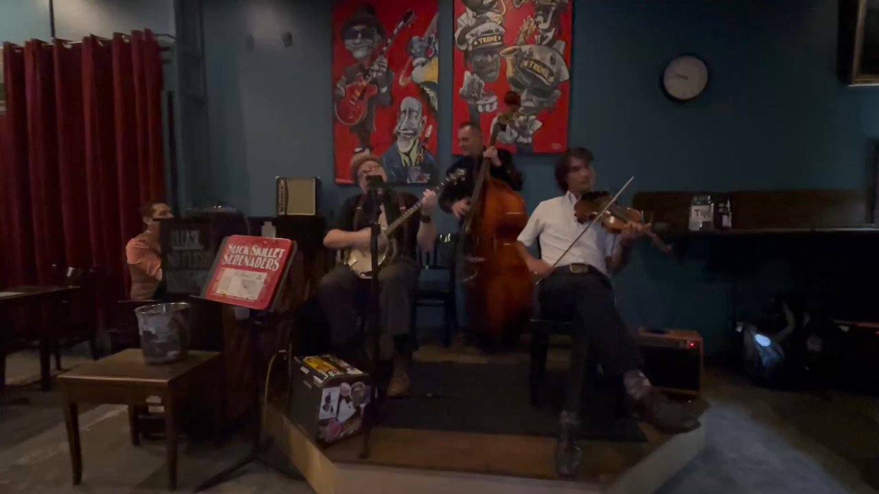Three Muses - Love the violin playing jazzy music - Jazz & Blues Near Me - New Orleans, Louisiana
