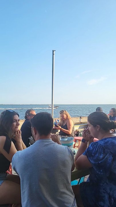 Katch Venetian Shores - Bars Near Me - Lindenhurst, New York