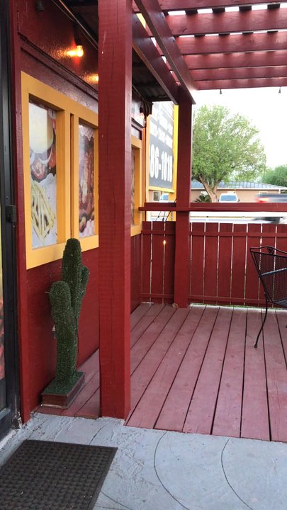 Ramos BBQ & Catering - OUTSIDE CASUAL SEATING - Barbeque Near Me - McAllen, Texas