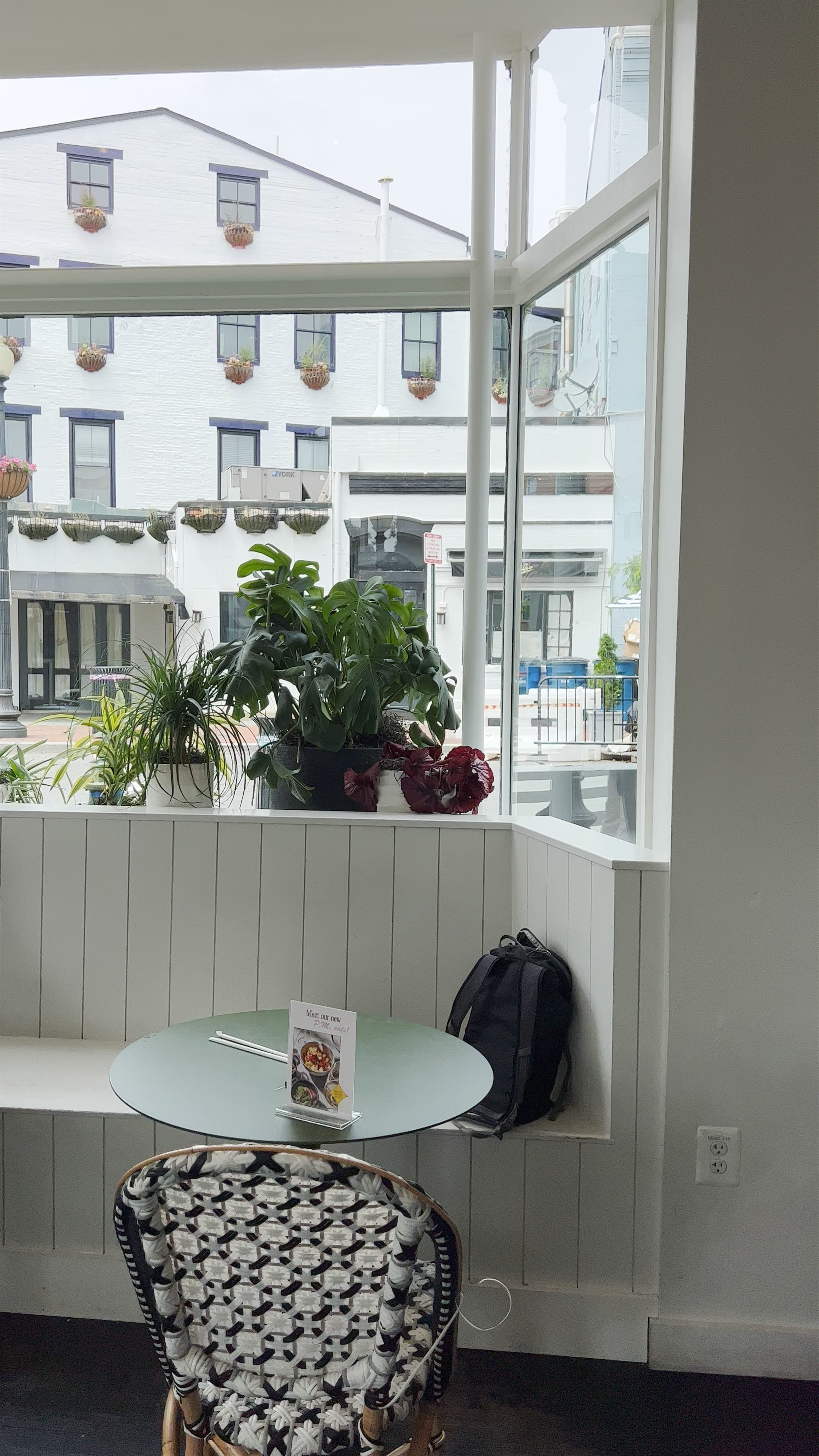 Cozy Urban Café Vibes at Foxtrot, Washington D.C.