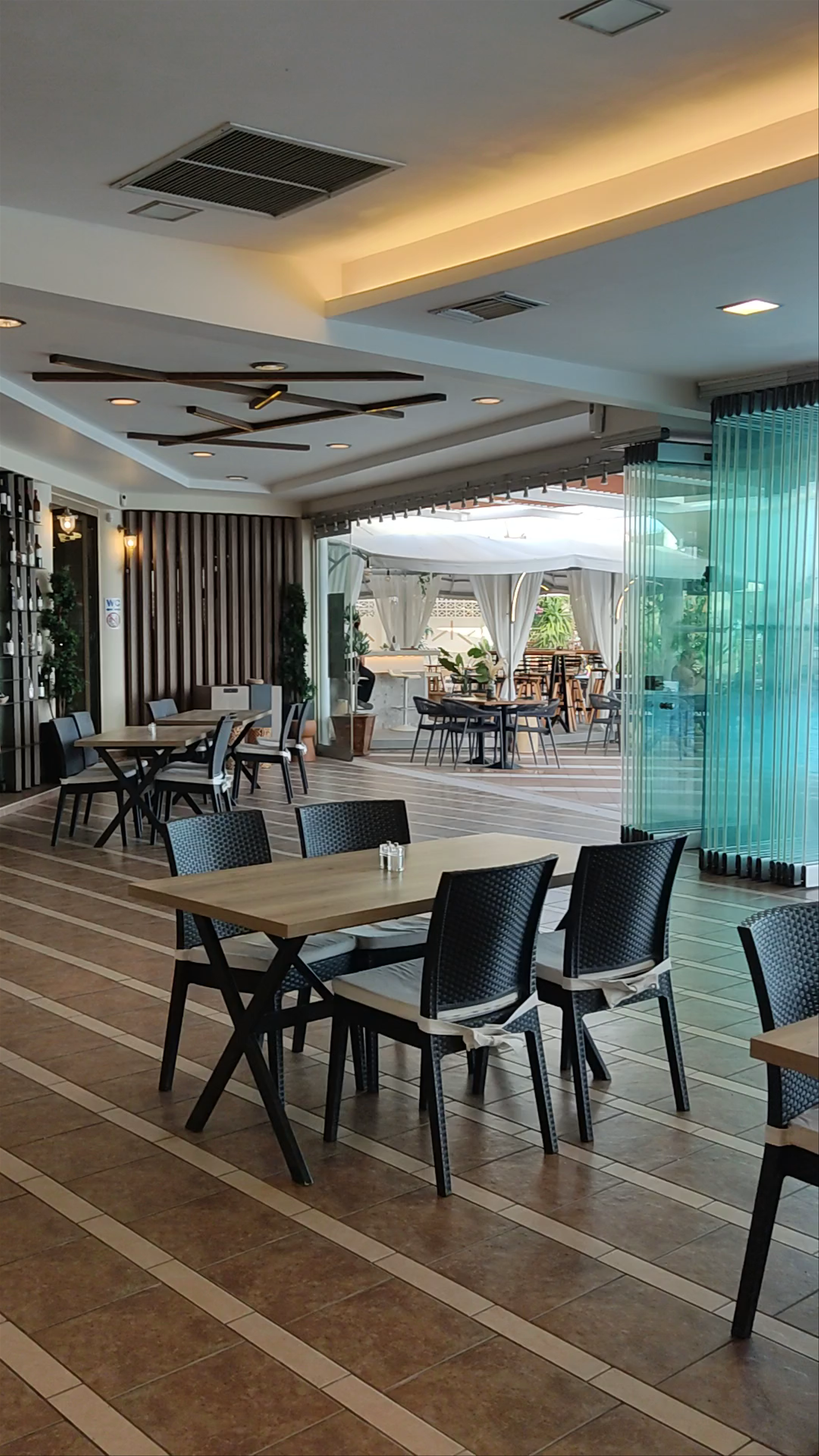 Koralli Restaurant & Poolbar