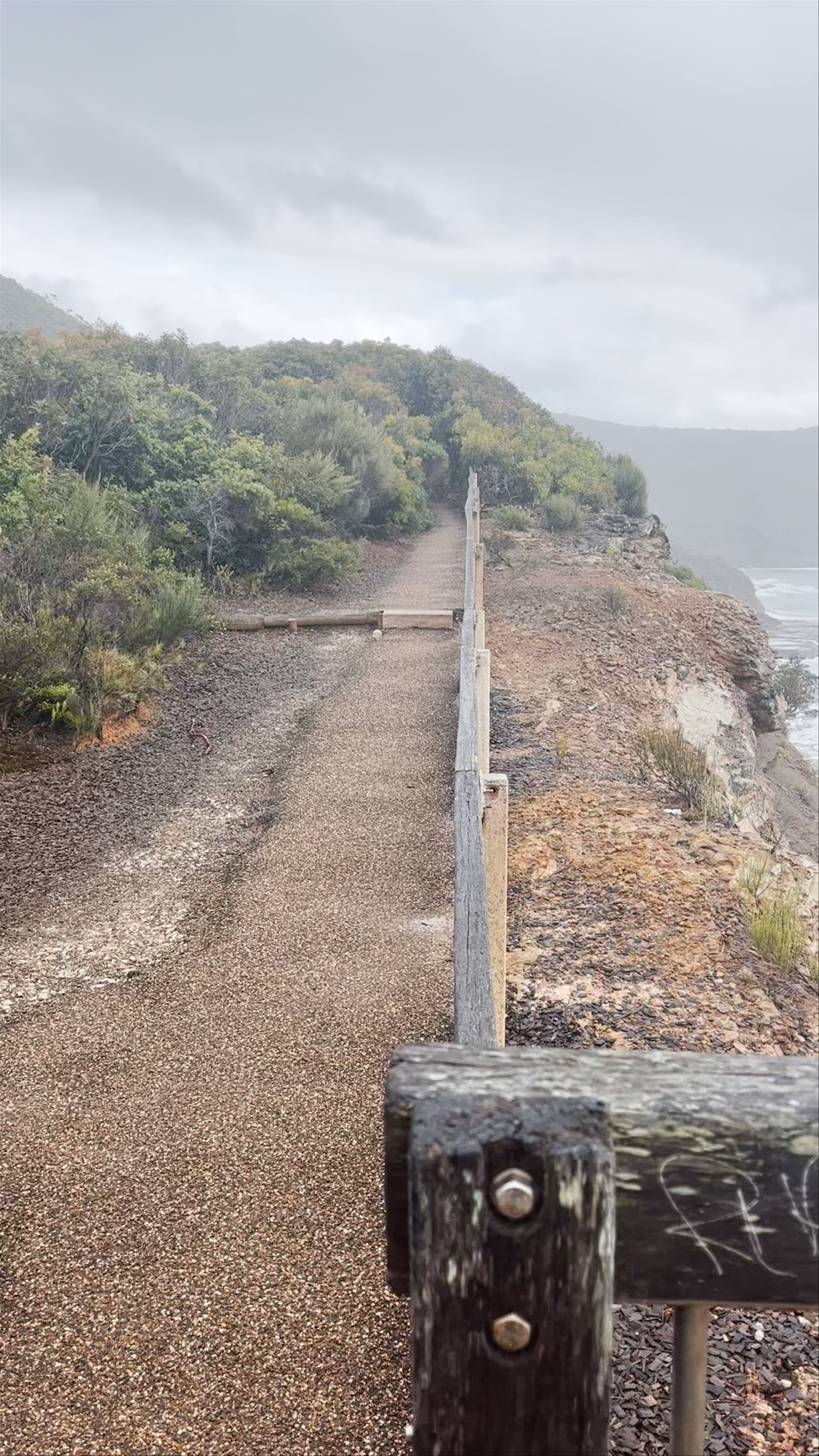 Gerrin Point Lookout Coastal Trail Walk in Bouddi National Park, NSW