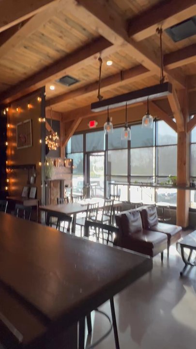 Wild Crush - Inside building - Wine Bars Near Me - St. Louis, Missouri