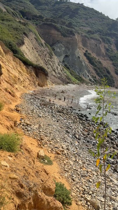 Bluff Cove - Beaches Near Me - Palos Verdes Estates, California