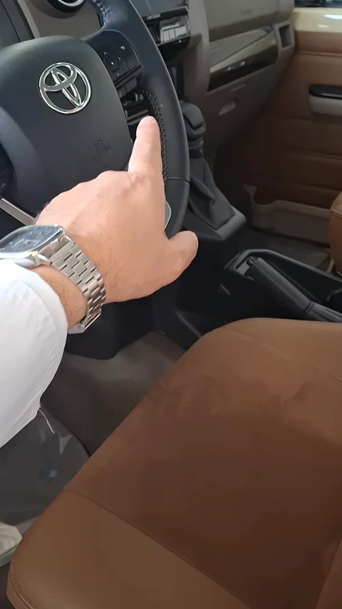 تويوتا شاص lx 2025