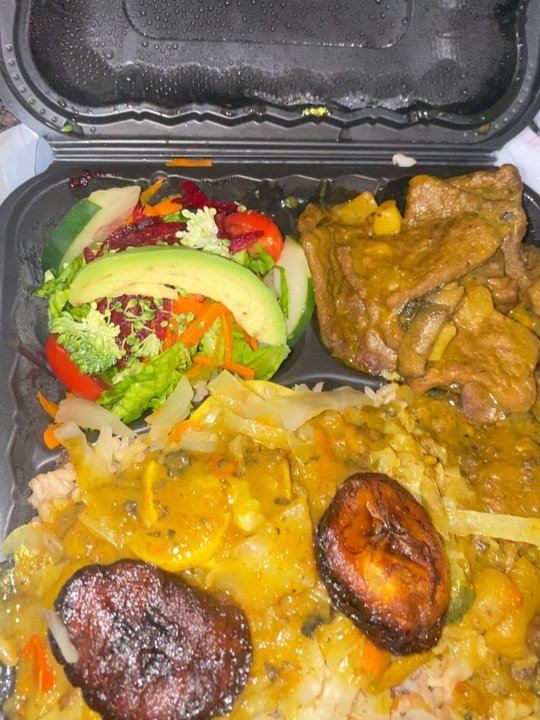 Mack Vegan - Vegan Beef and Mushroom w/rice and peas, cabbage and salad - Vegan Near Me - Union City, Georgia