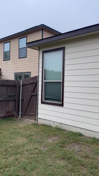 Freedom Painters - Side of the house, the window trim really pops Freedom painters did some repair to the window frames - Painters Near Me - New Braunfels, Texas