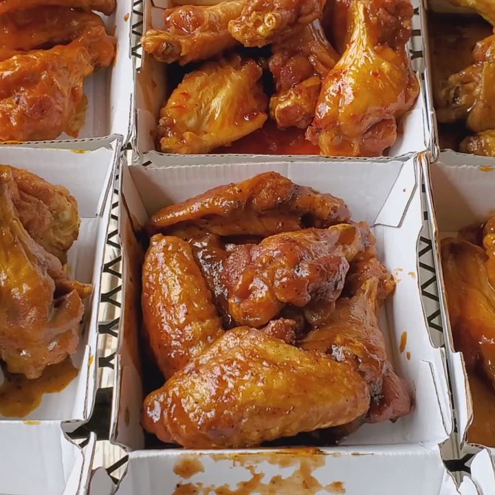 Buffalo Wild Wings - Chicken Wings Near Me - Flowood, Mississippi