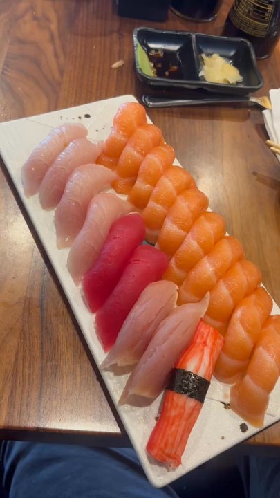 Kintaro - Nigiriiiiii! Salmon, Yellowtail, Tuna, Crab - Japanese Near Me - Tucson, Arizona