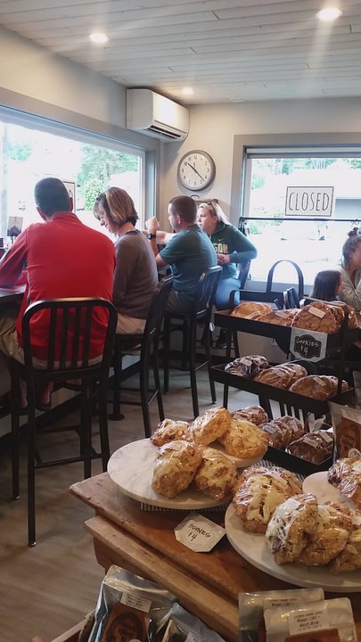Wanda's Cafe + Bakery - Yummy - Bakeries Near Me - Nehalem, Oregon