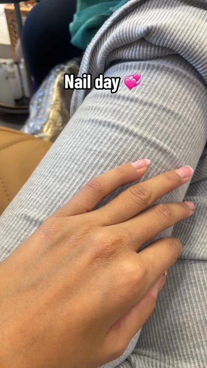 HQ Nails - My TikTok. My nails stay strong with Gia! - Nail Salons Near Me - Las Vegas, Nevada