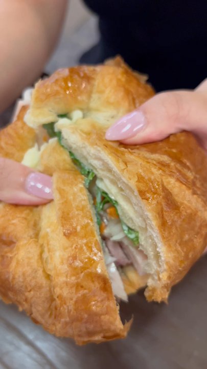 Paris Banh Mi - Bubble Tea Near Me - Cary, North Carolina