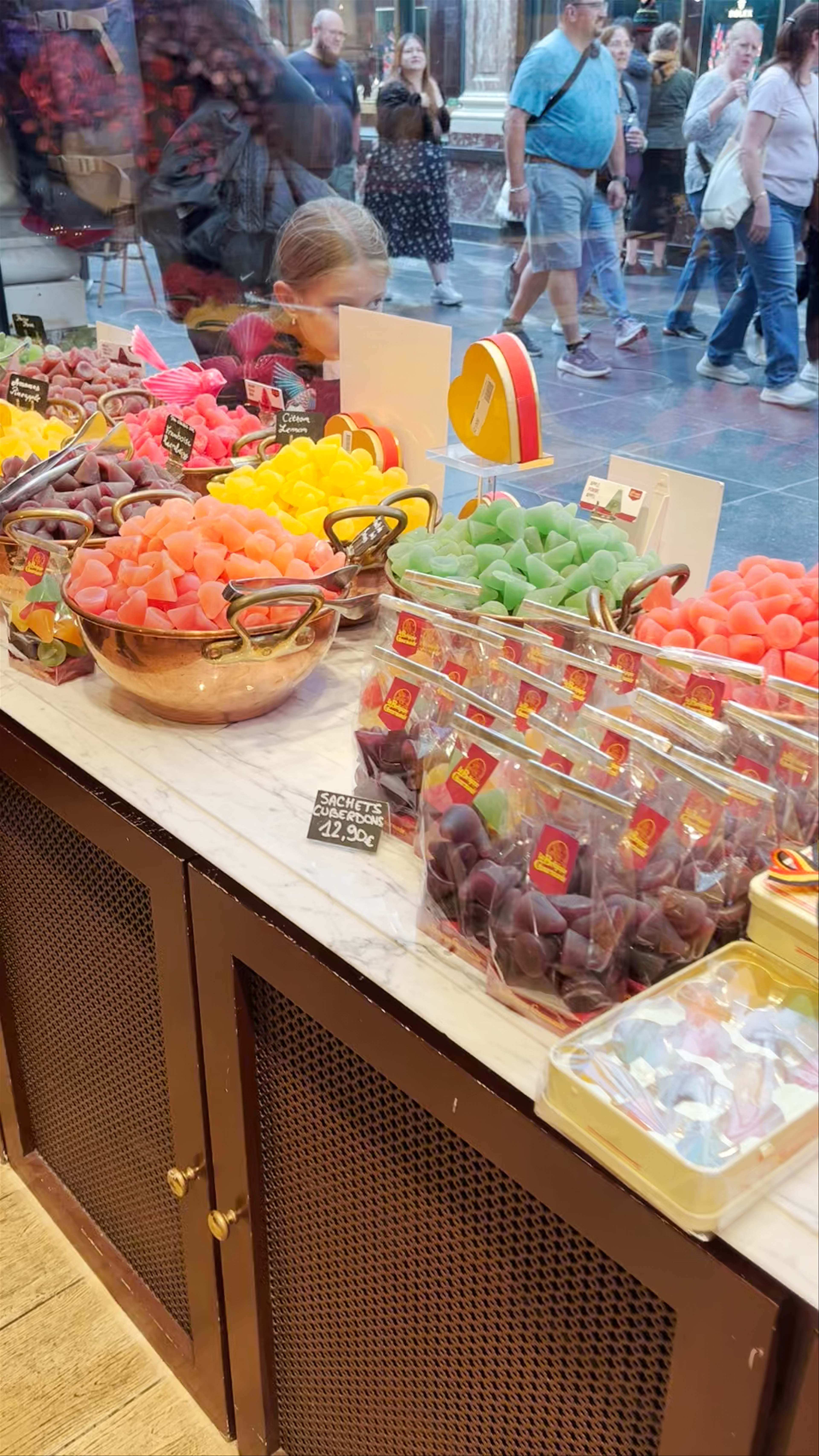 La Belgique Gourmande: A Sweet Journey Through Brussels' Finest Chocolates and Candies