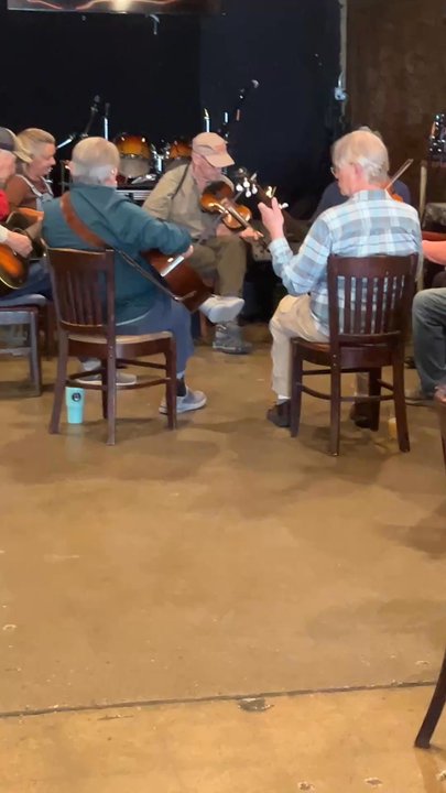 Devil Wind Brewing - Bluegrass at the Devil Wind Brewing - Breweries Near Me - Xenia, Ohio