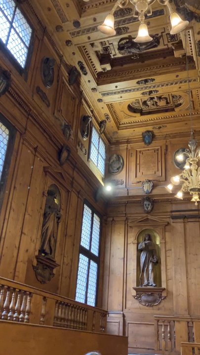 Archiginnasio - Anatomical amphitheater - Libraries Near Me - Bologna, BO